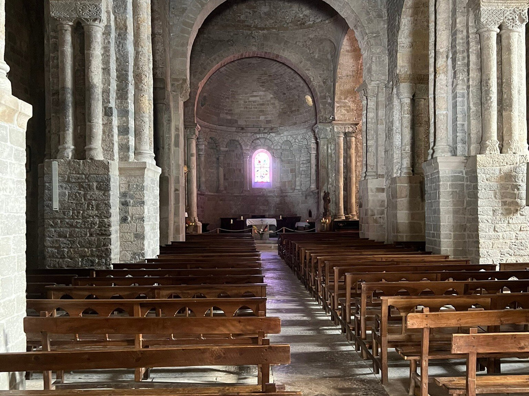 Église Saint-Pierre-Nant必去景点