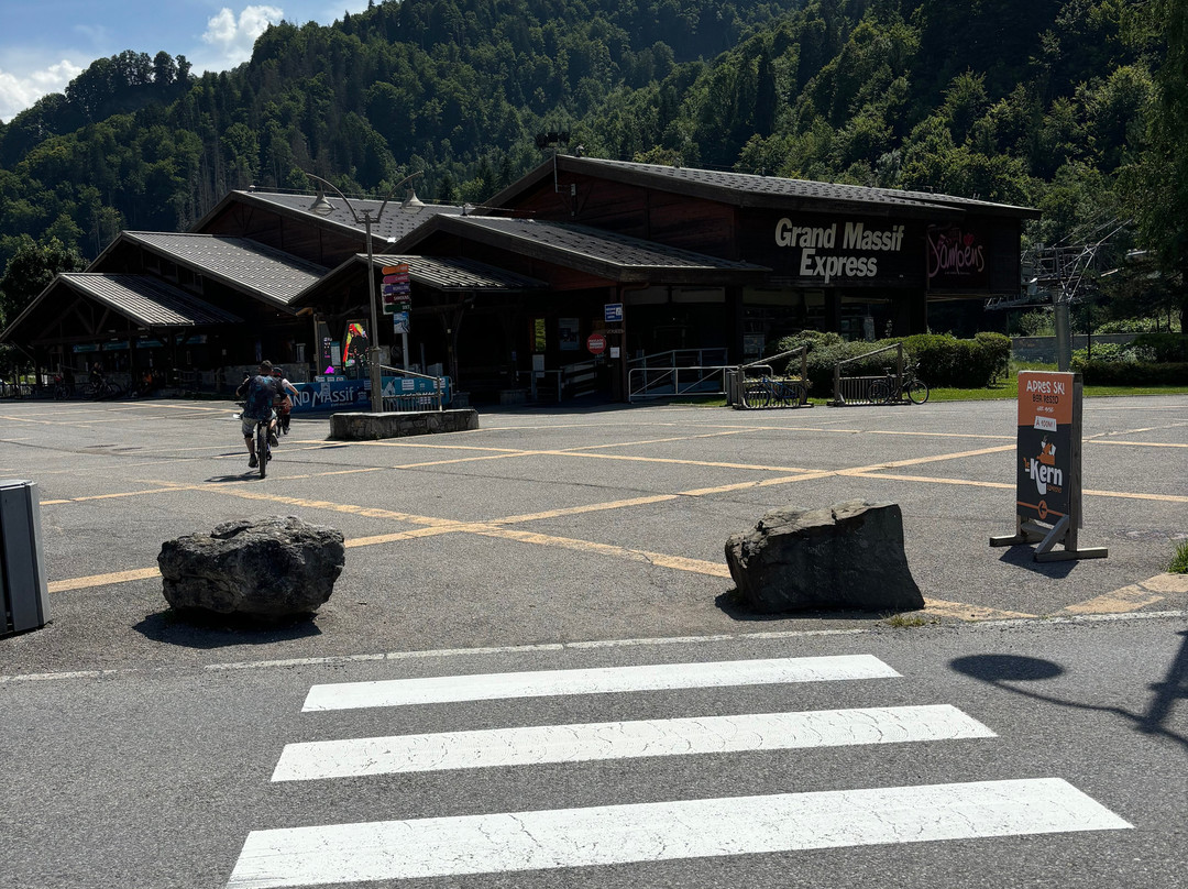 Grand Massif Ski Area景点图片