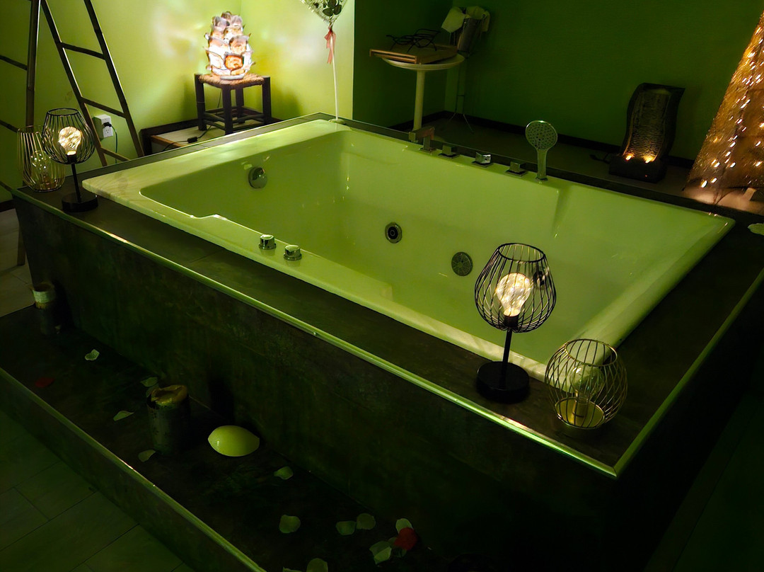 Natural Blends Esthetics Spa Rif Fort景点图片
