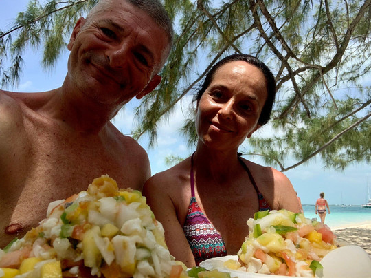 Turtles Nest Bahamas主图