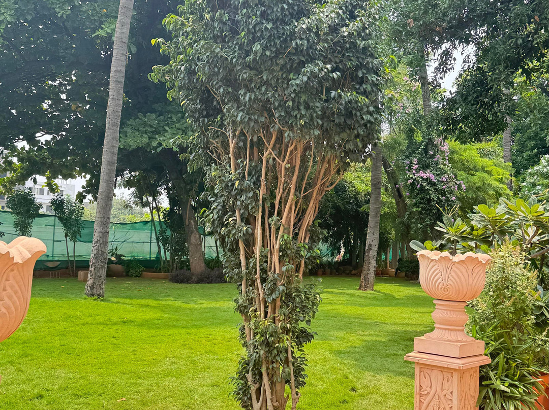 Hotel Priyadarshini Pride主图