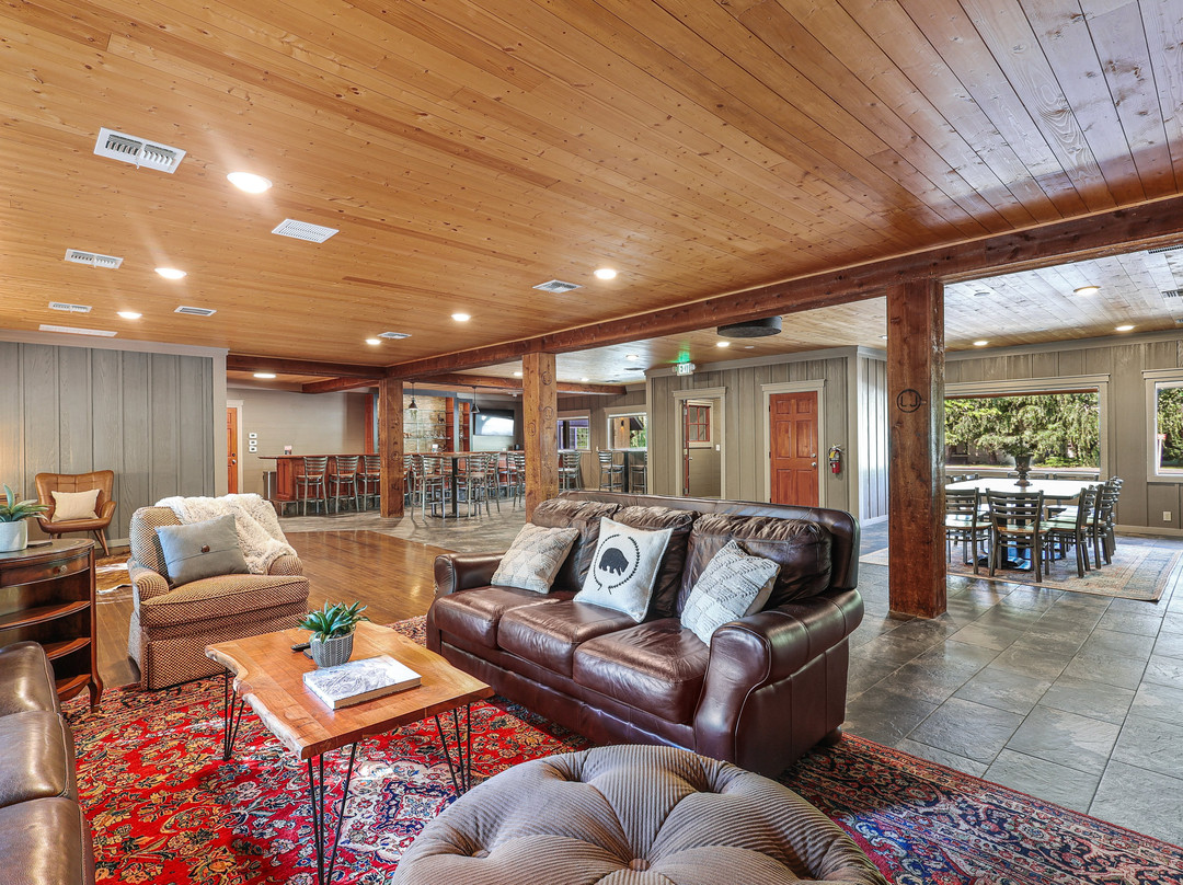 Shasta View Lodge主图