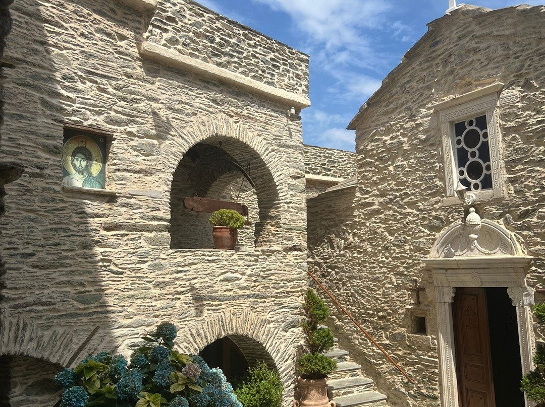 Monastery of Panachrantos-Moni Panachrantou必去景点