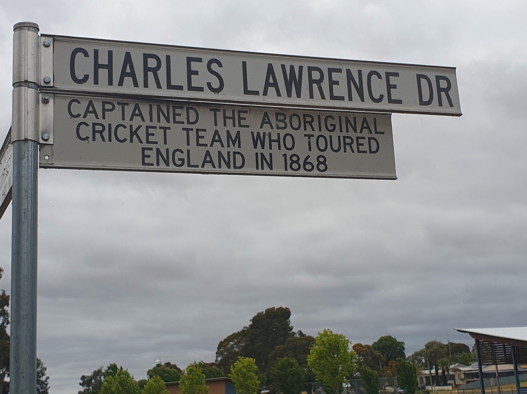 Lake Wallace-Edenhope必去景点