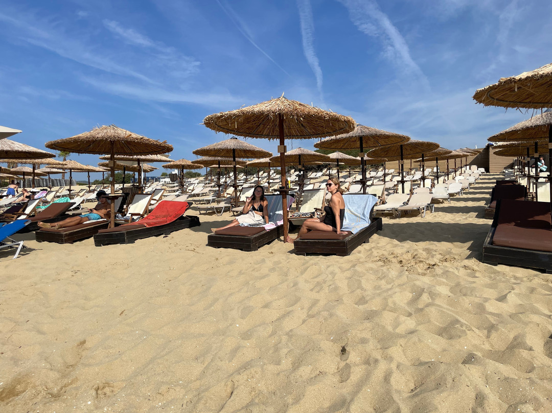 Koo Beach Bar景点图片