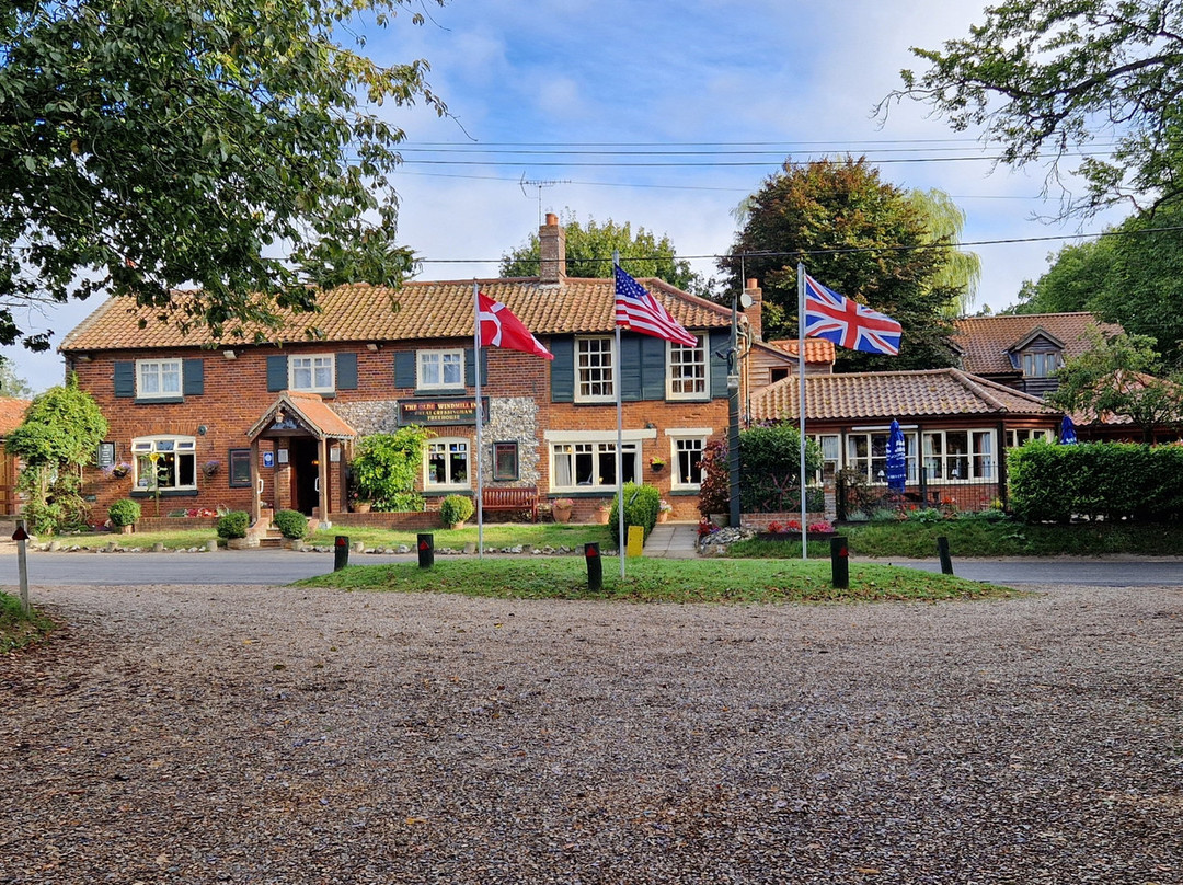 The Olde Windmill Inn主图