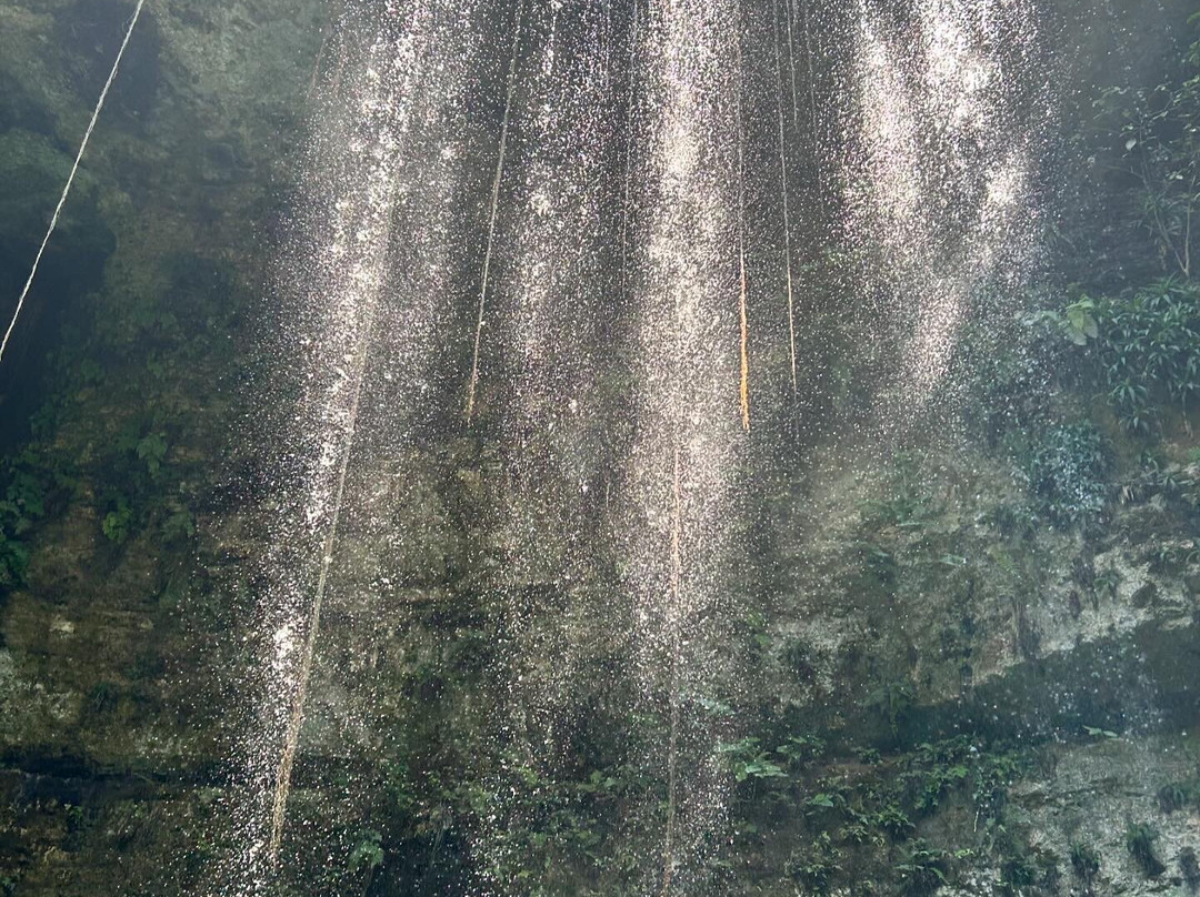 Cenote Saamal-巴利亚多利德必去景点