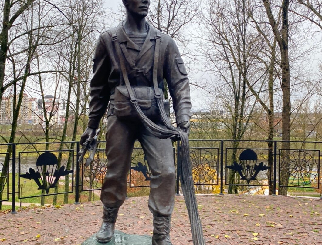 Monument to Paratroopers-维捷布斯克必去景点
