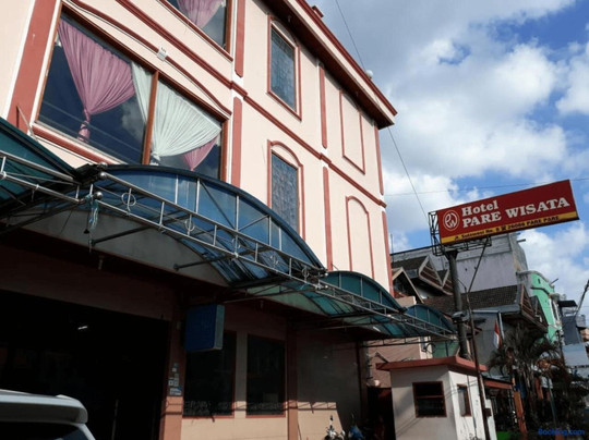 Hotel Parewisata