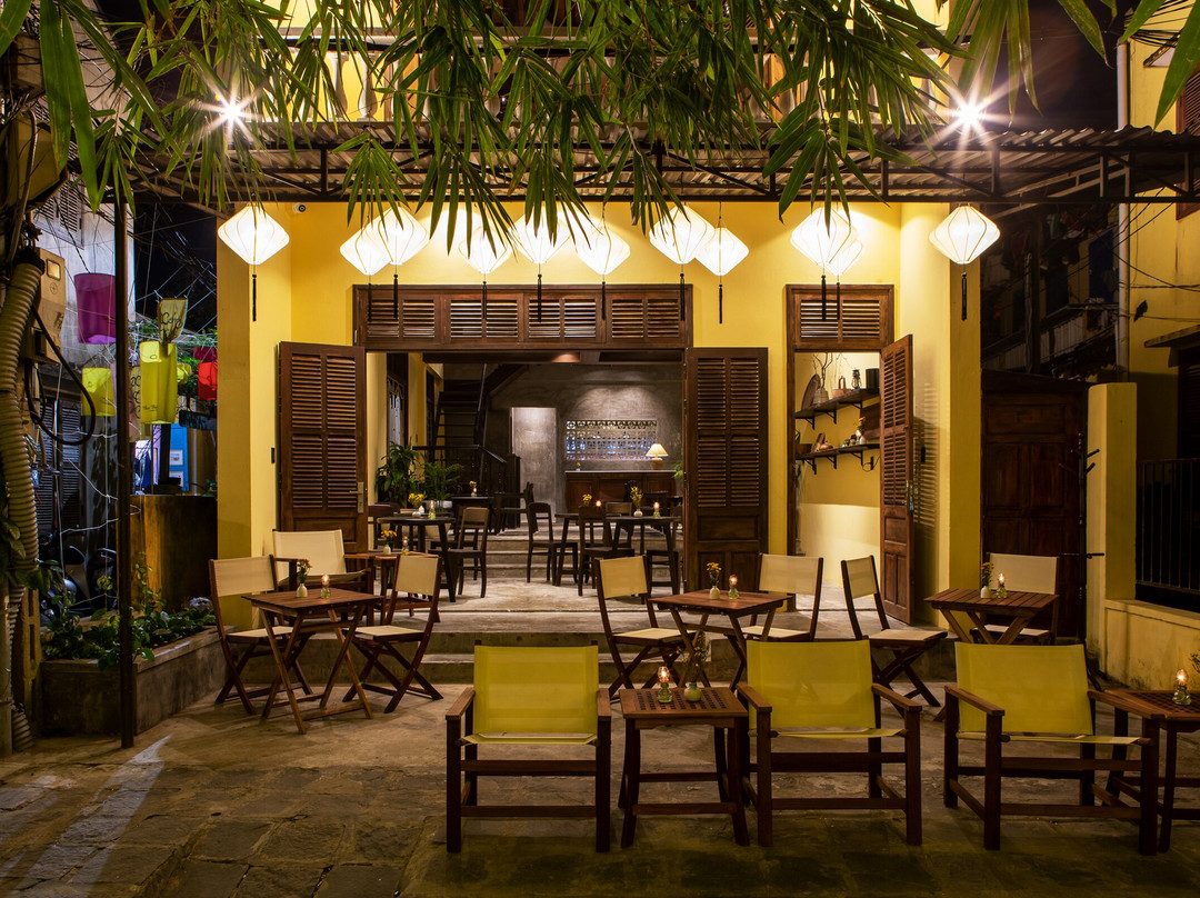 188 Hoa Vàng Restaurant