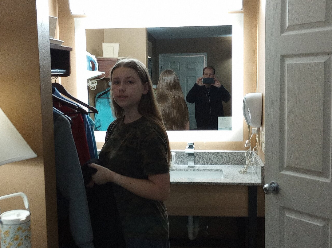 Baymont by Wyndham Forest City主图