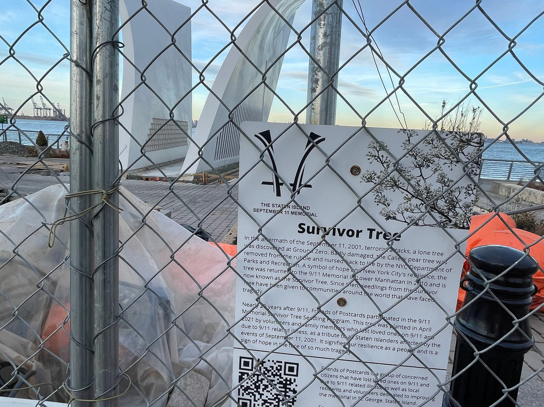 Postcards - The Staten Island September 11 Memorial景点图片