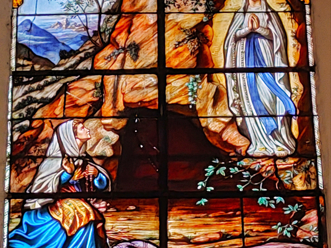 Église Notre-dame De Coulombiers景点图片