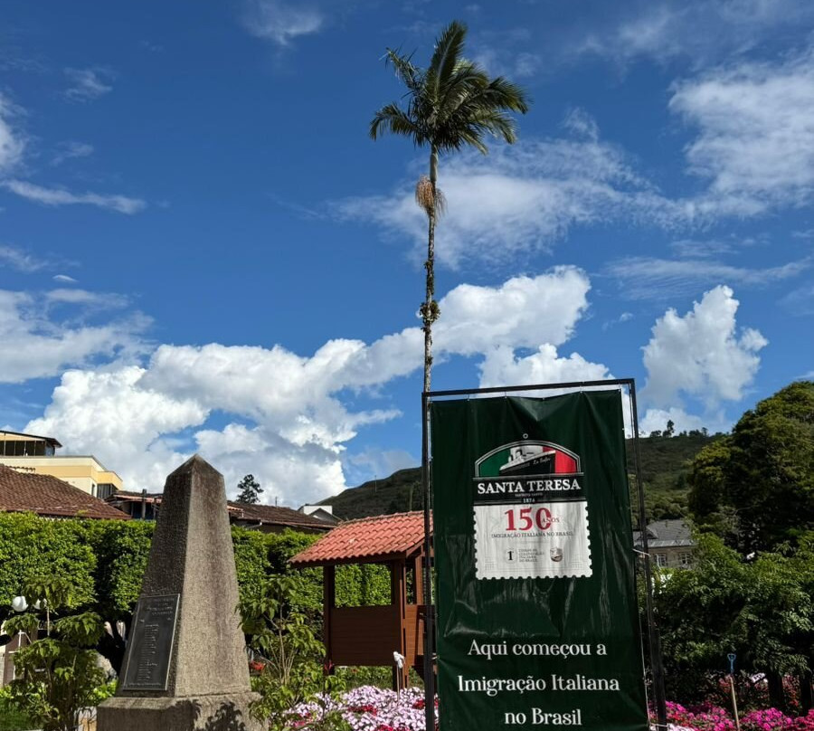 Praça Augusto Ruschi景点图片