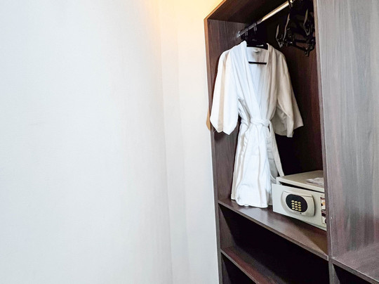 Royal Center Hotel主图