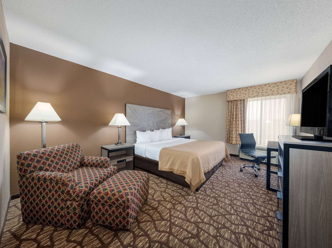 Baymont by Wyndham Lawrence