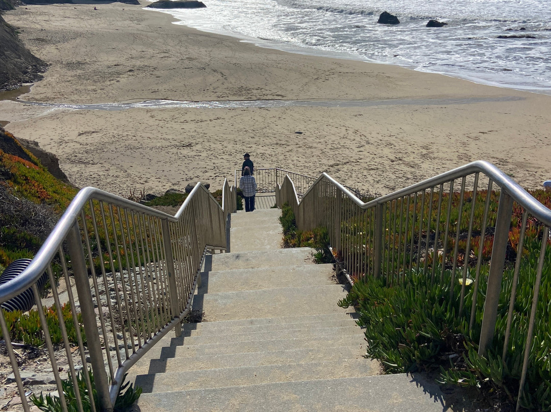 半月湾旅舍主图