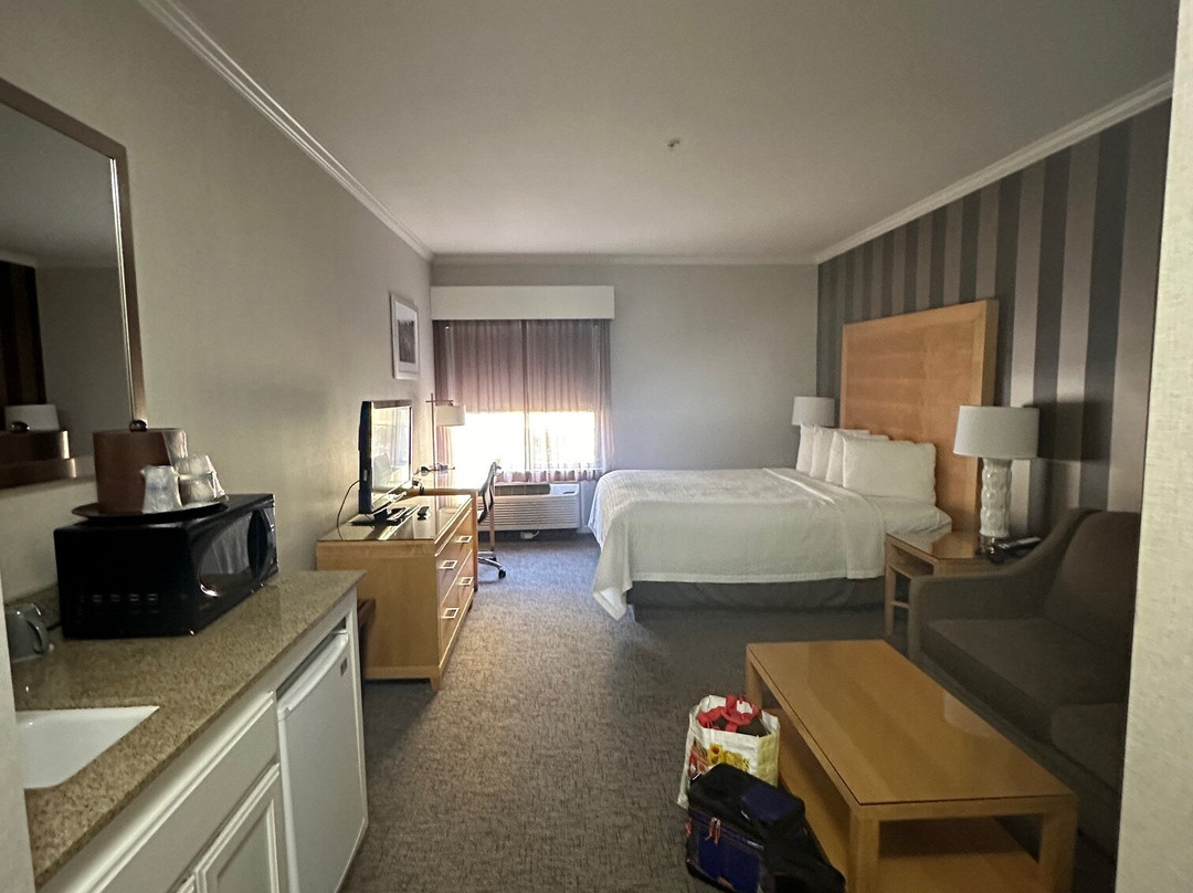 迪克森贝斯特韦斯特普勒斯酒店主图