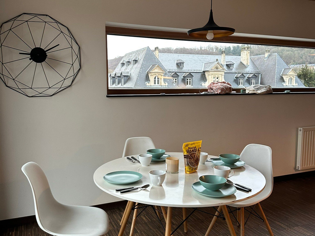 Vistay Apartments主图