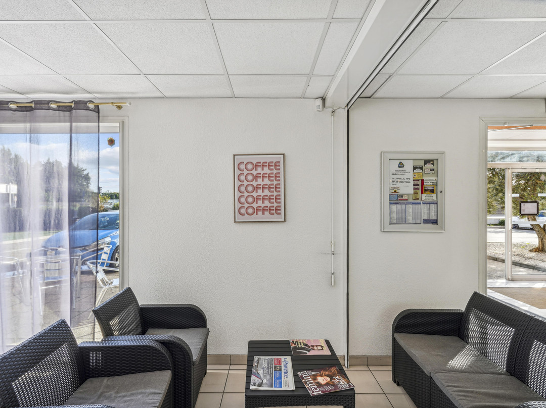 Hotel Akena City Chateaurenard主图