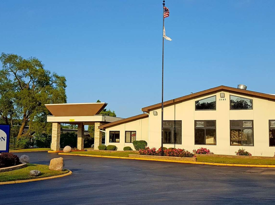 Lexington Inn & Suites NW Chicago Elgin