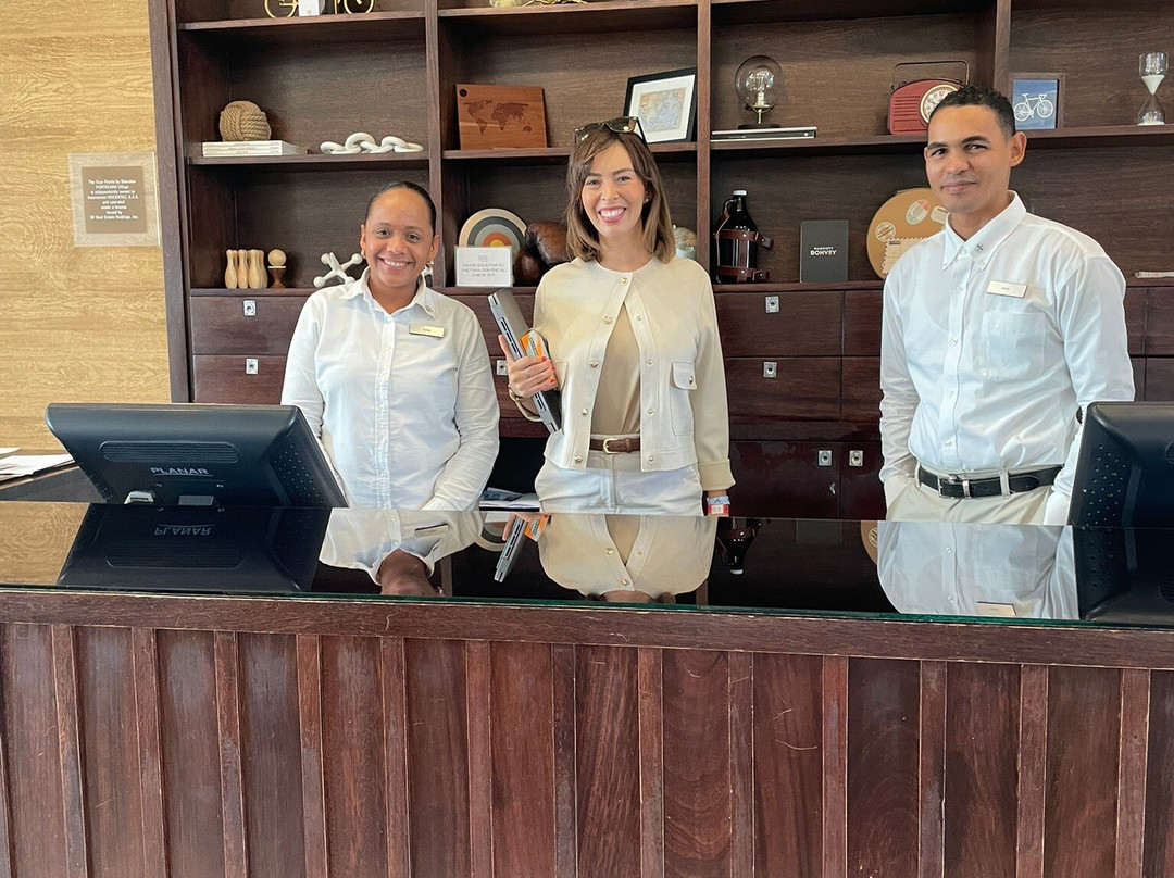 蓬塔戈尔达海港福朋喜来登酒店主图