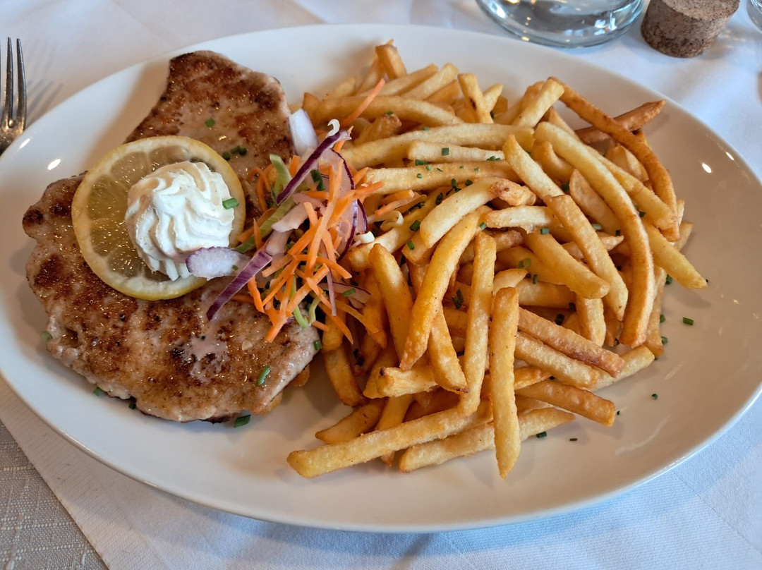 Hotel Schone Aussicht主图