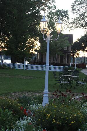 The Maple Tree Inn主图