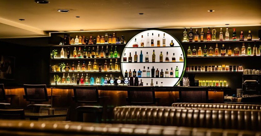 Aristocrate Bar & Restaurant