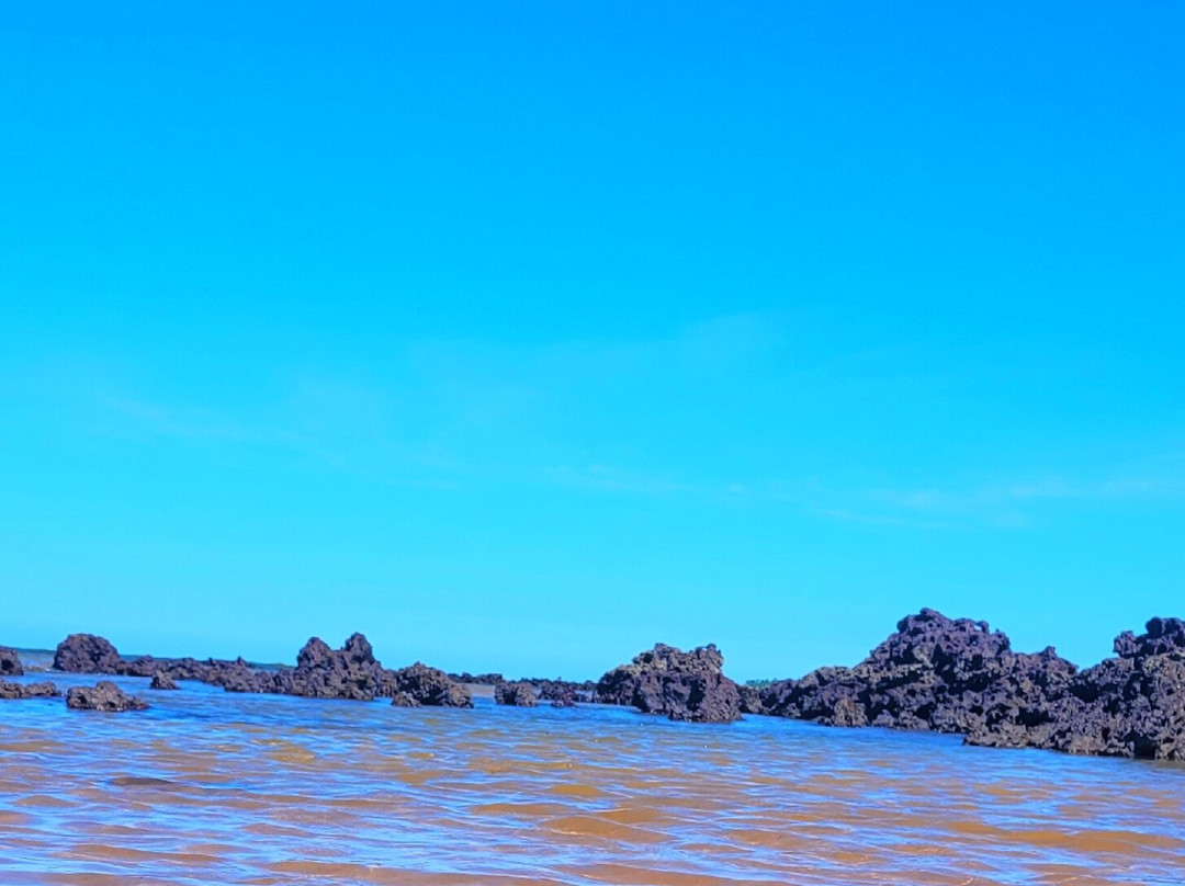 Praia de Coqueiral景点图片