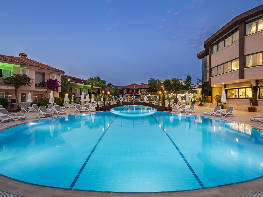 Club Dizalya Hotel