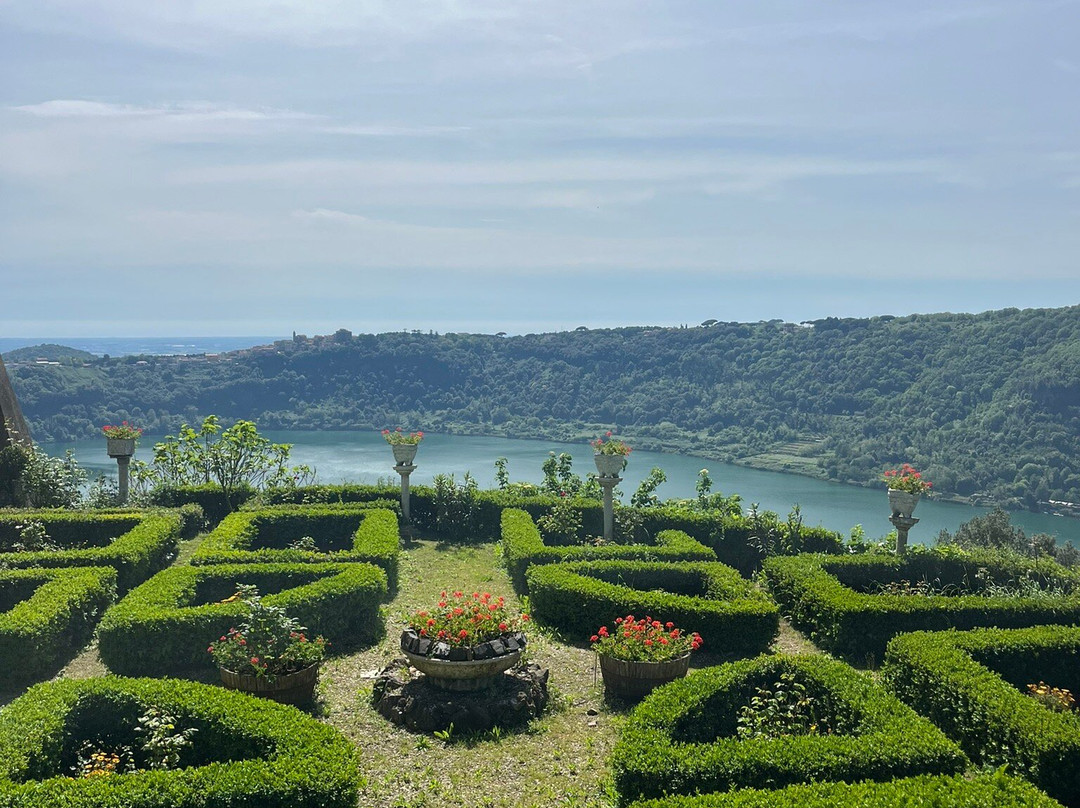 Lago di Nemi-Nemi必去景点