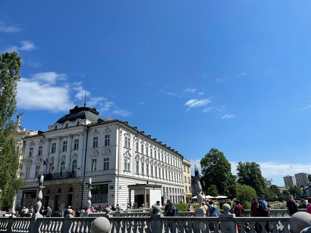 Ljubljana Tourist Information Center-卢布尔雅那必去景点