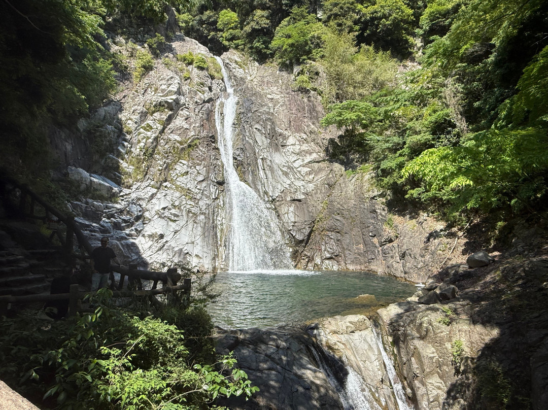 布引瀑布-神户市必去景点