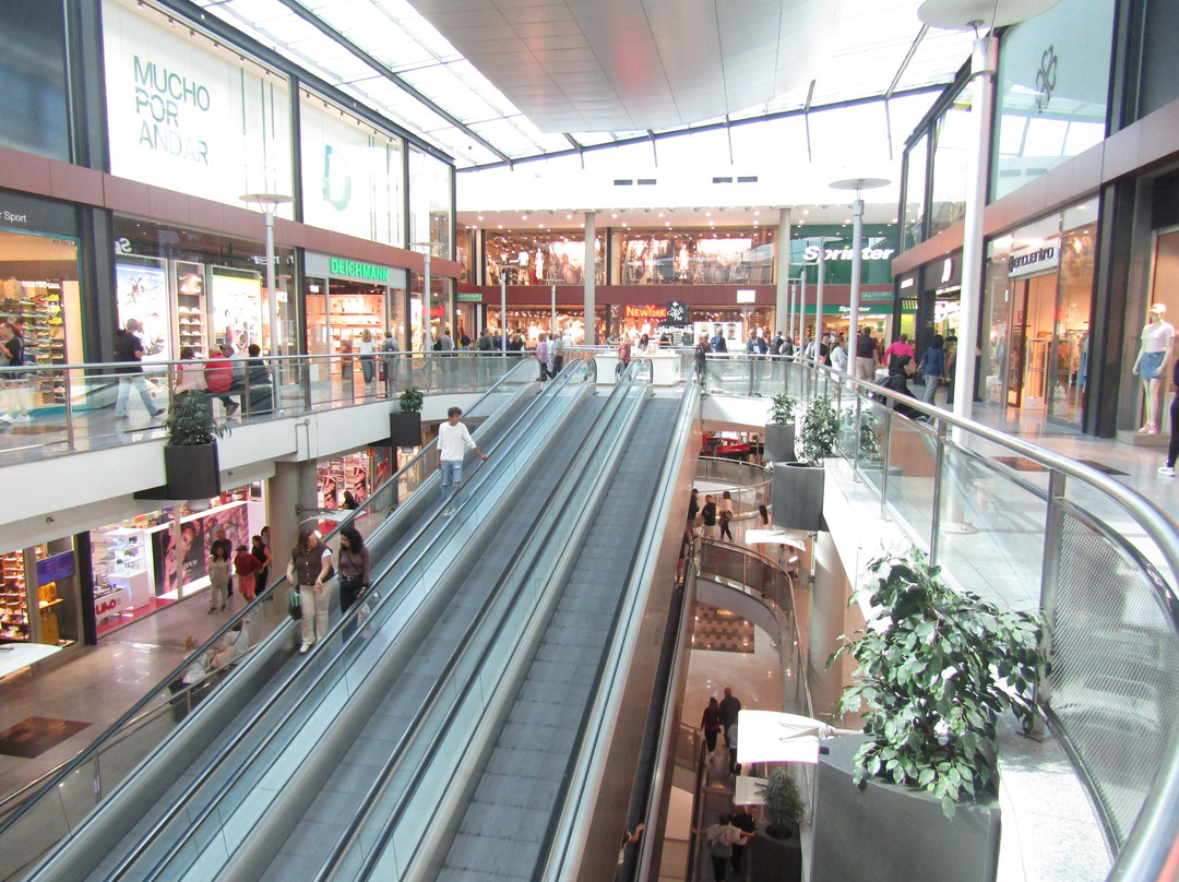 Las Rotondas Centro Comercial景点图片
