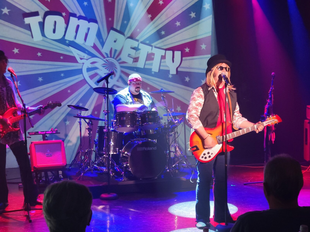 Classic Rock Icons-布兰森必去景点