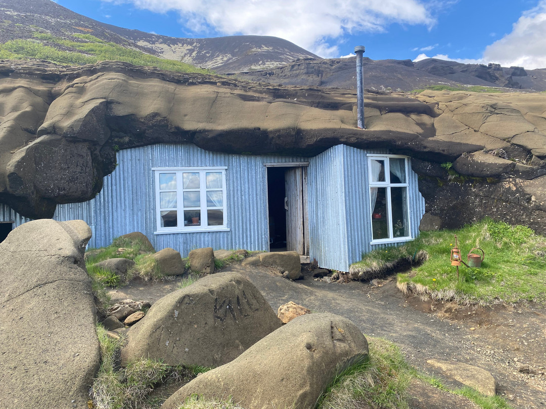 Caves Of Laugarvatn (the Cave People)景点图片