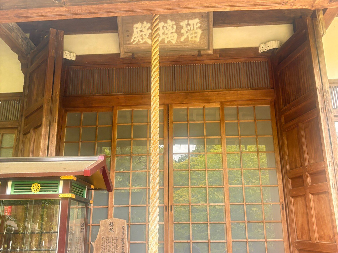 Jinzoji Temple-龟冈市必去景点