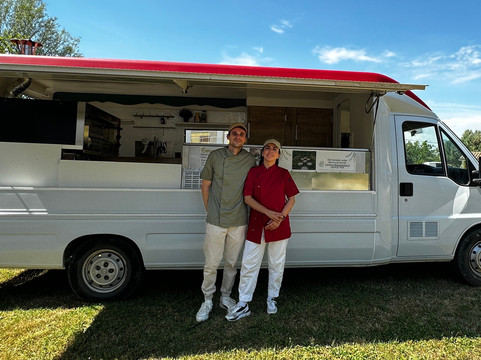 Dems & Ru Pizza (by Gaelpizza)