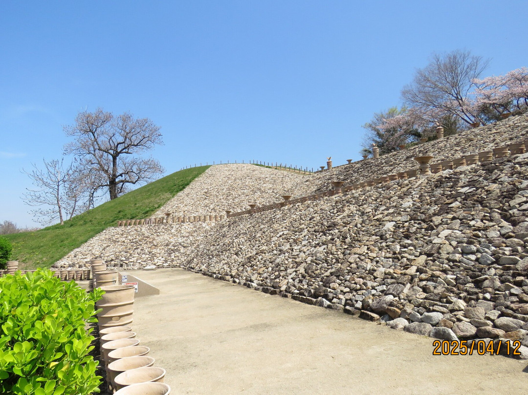 Shionjiyama Tumulus-八尾市必去景点