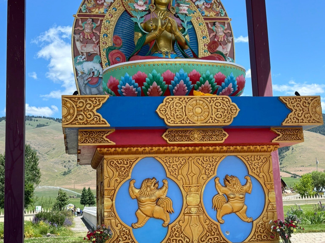 Garden of One Thousand Buddhas-Arlee必去景点