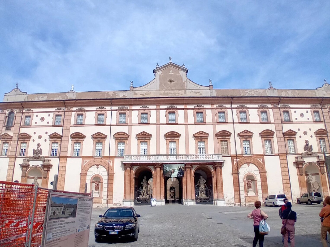 Piazzale della Rosa-萨索洛必去景点