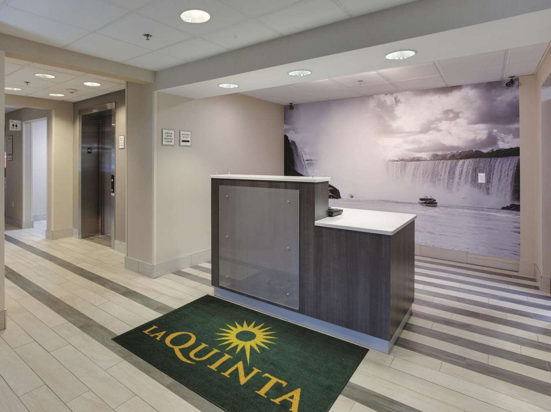 Alexander酒店住宿-La Quinta Inn & Suites by Wyndham Batavia