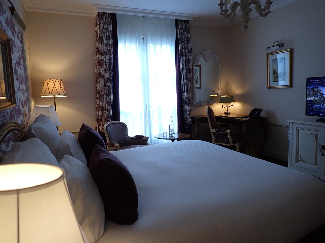 奥伯格杜迪鲍米酒店主图