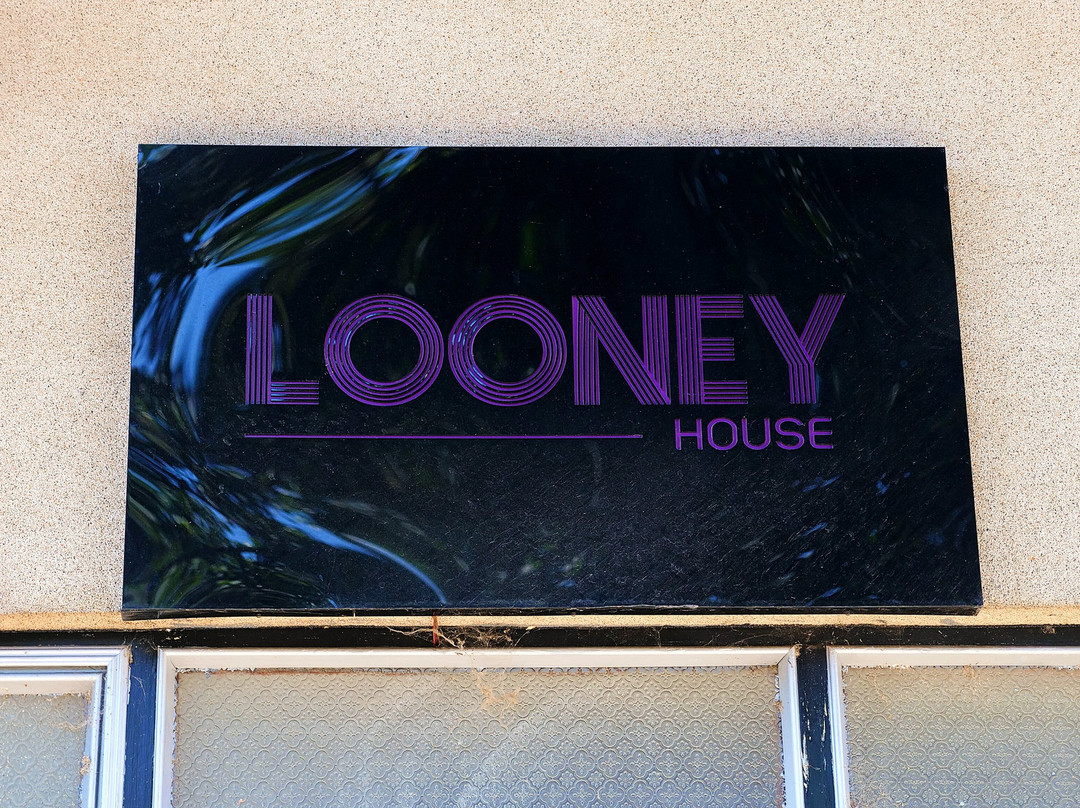 Looney House-Gjakova必去景点