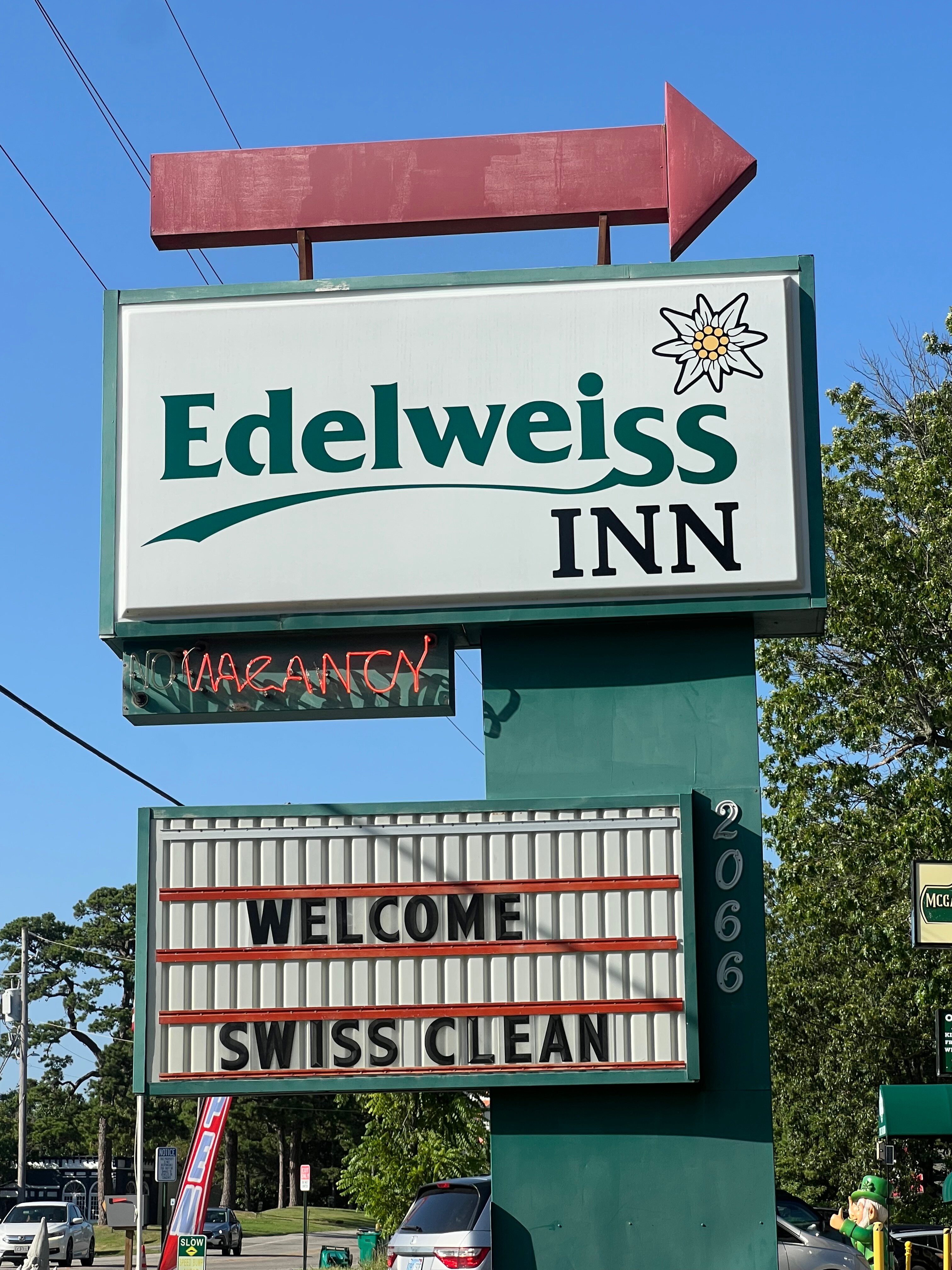 Edelweiss Inn-官方
