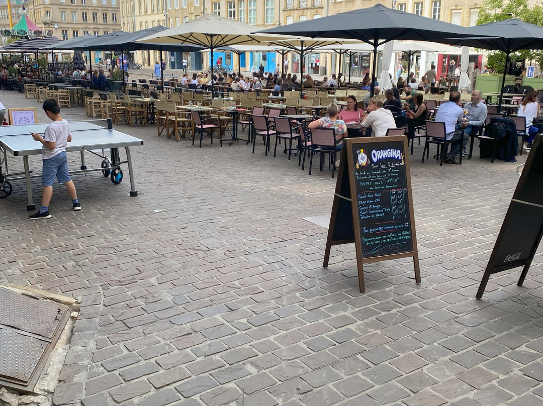 Place Saint-Louis-梅斯必去景点