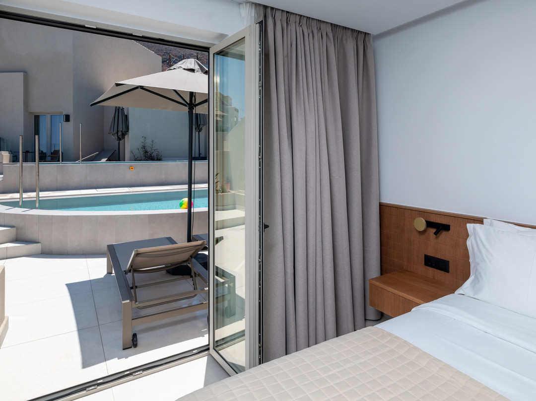 银河别墅酒店主图