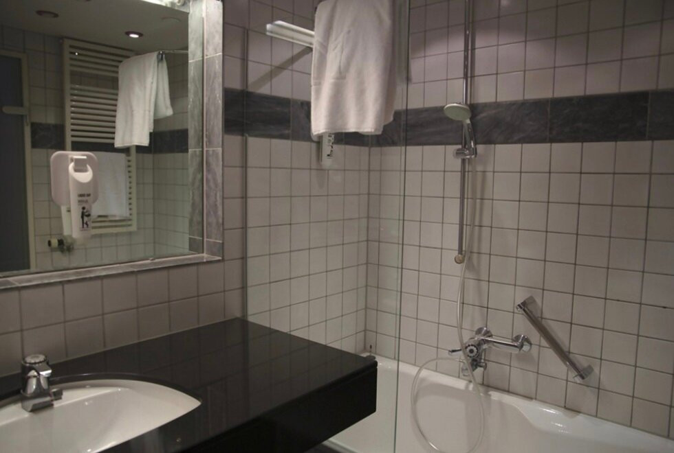 菲灵根-施温宁根弗瑞兹斯肯美居酒店主图