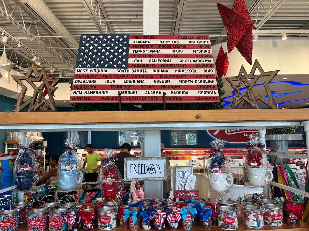 Albanese Confectionery-梅里尔维尔必去景点